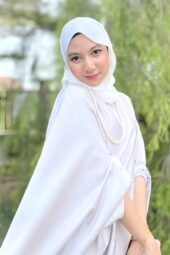 Nonton Film Zulaikha Ukhty Cantik Colok Meki Pake Botol Parfum Terbaru